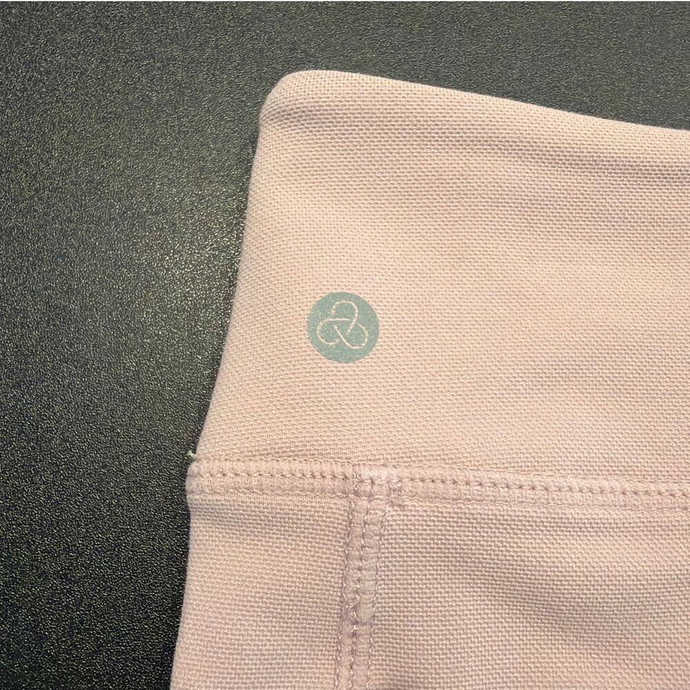 Zella High Waist Bike Shorts, Lavender, Women's Medium - Picture 4 of 5